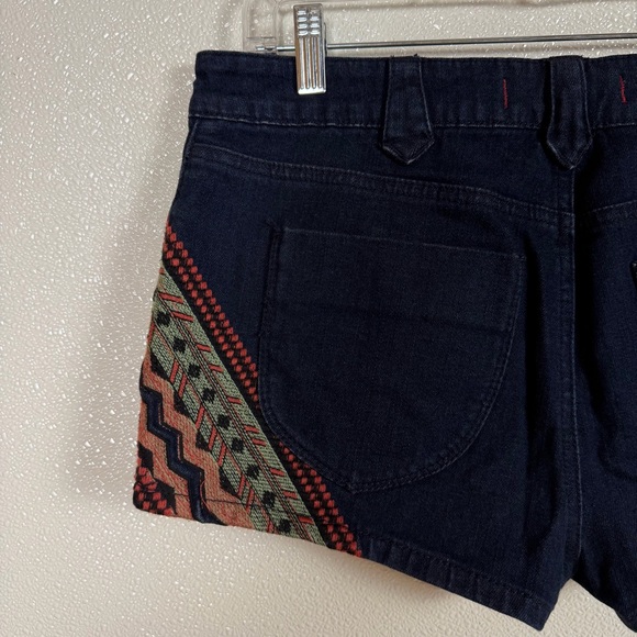 BDG Embroidered Denim Shorts Size 29 Dark Wash Boho Festival Low Rise Stretch - Picture 11 of 14